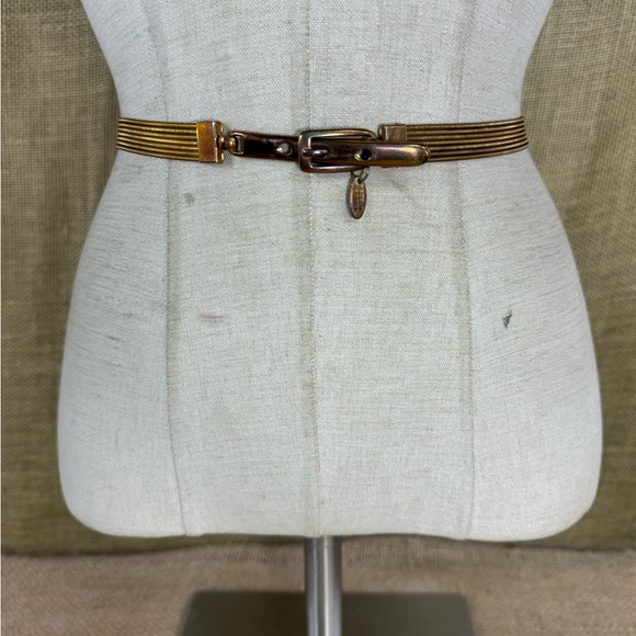Vintage 1980’s women’s designer Motion East metal stretch belts S-M 30-34 inch - Picture 1 of 12